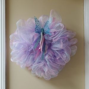 Handmade with ❤ by the Smith Sisters